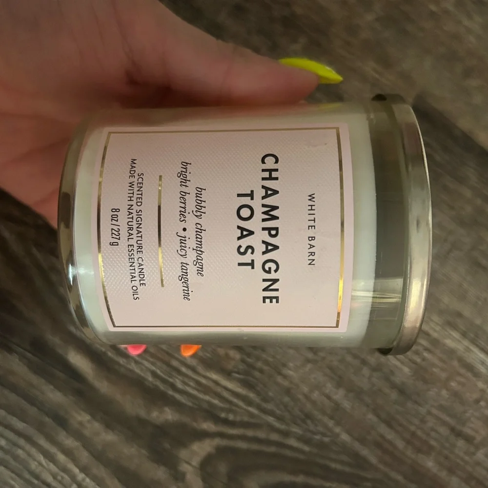 Bath & Body Works White Barn Champagne Toast Candle - White with Gold Trim - Picture 2 of 4